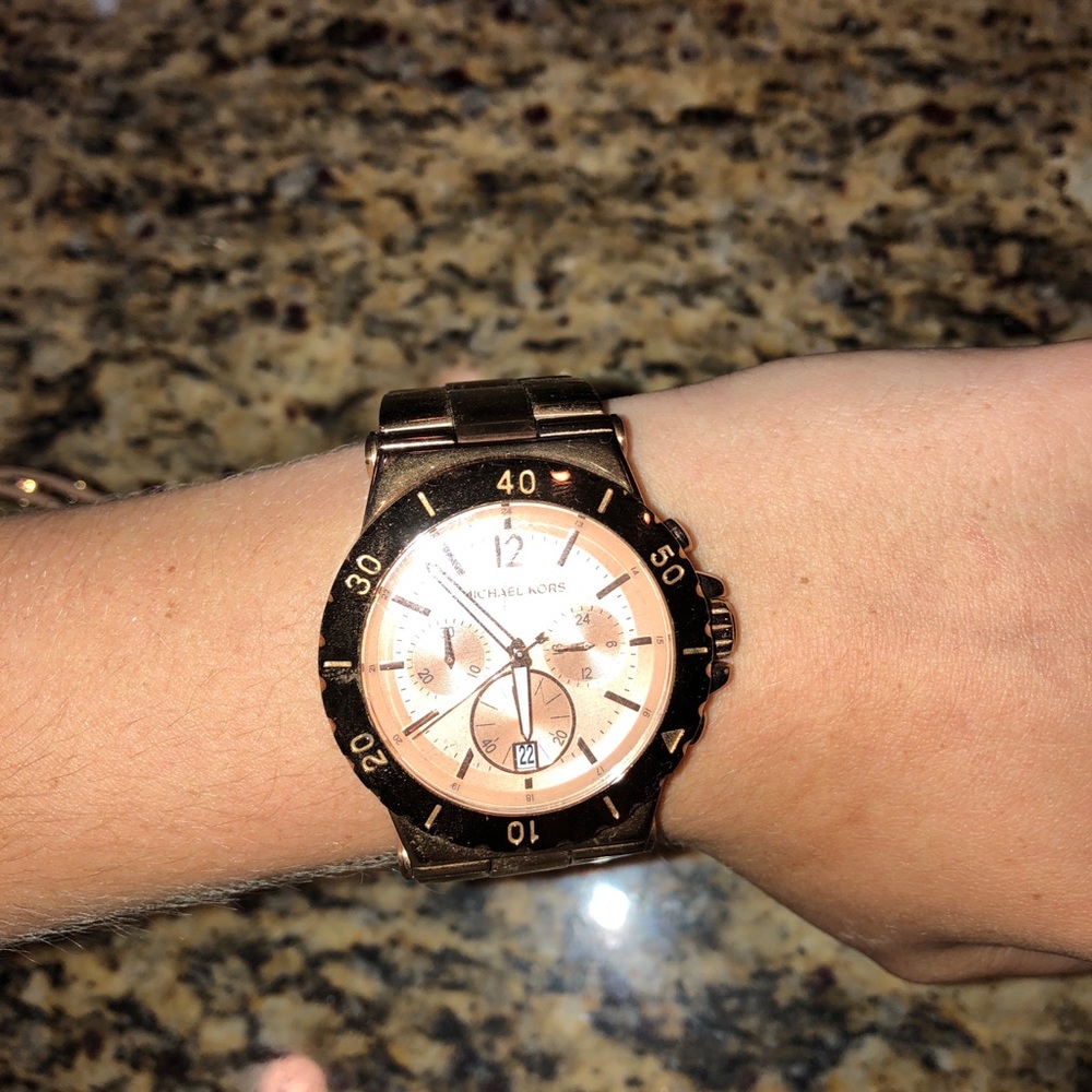 Michael Kors rose gold watch